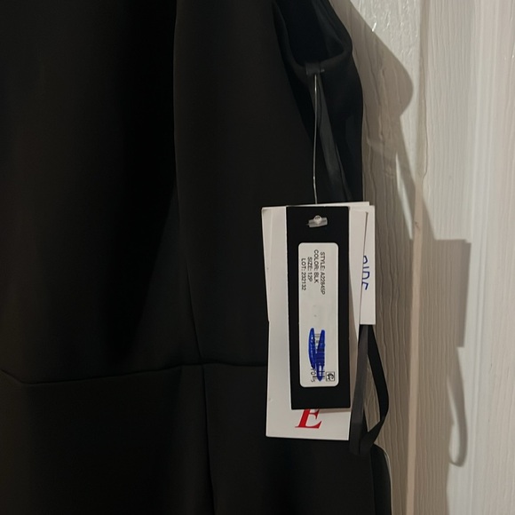 Betsy & Adam ARIELLE" SCUBA CREPE RUFFLE SLIT GOWN - Picture 9 of 13